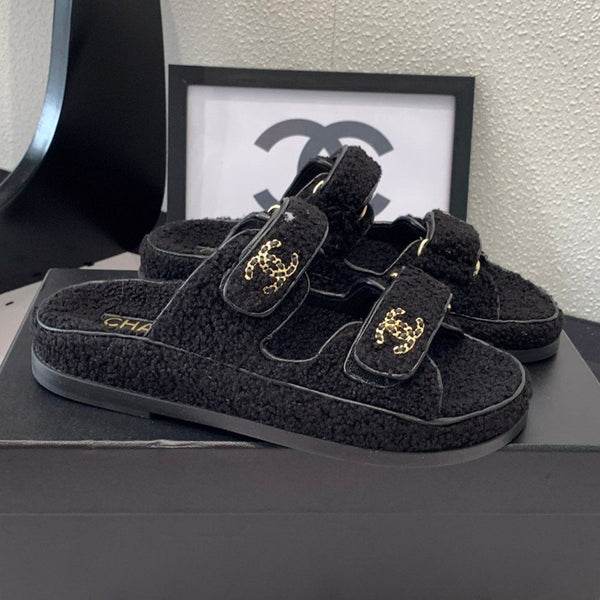 CC DAD SANDAL MULE IN PELLICCIA DI AGNELLO NERA