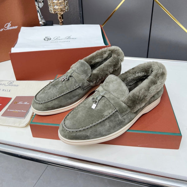Mocassino LP Summer Charm Walk in pelle scamosciata grigio scuro con pelliccia di agnello