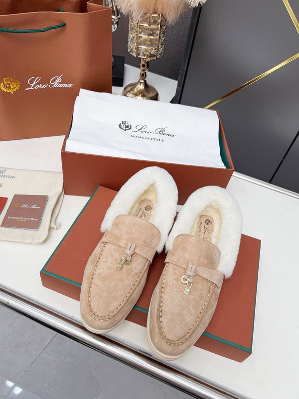 Mocassino LP Summer Charm Walk in pelle scamosciata beige con pelliccia di agnello