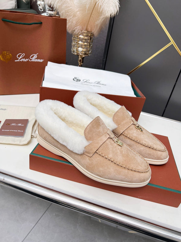 Mocassino LP Summer Charm Walk in pelle scamosciata beige con pelliccia di agnello