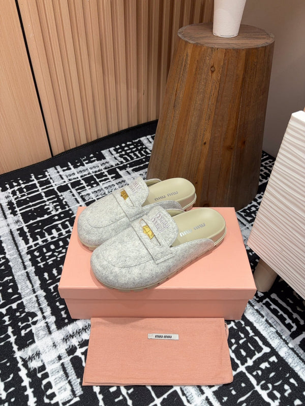 Miu slippers Grey Original Wool