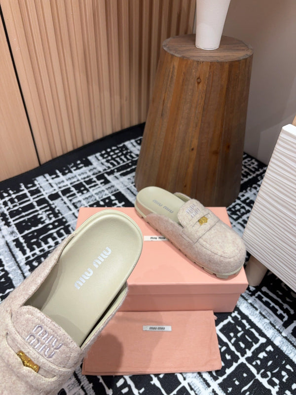 Miu Mule Pastel Pink Wool