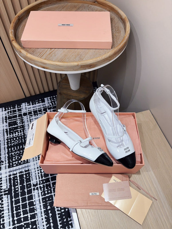 Miu Ballerina in pelle di pecora bianca in porcellana