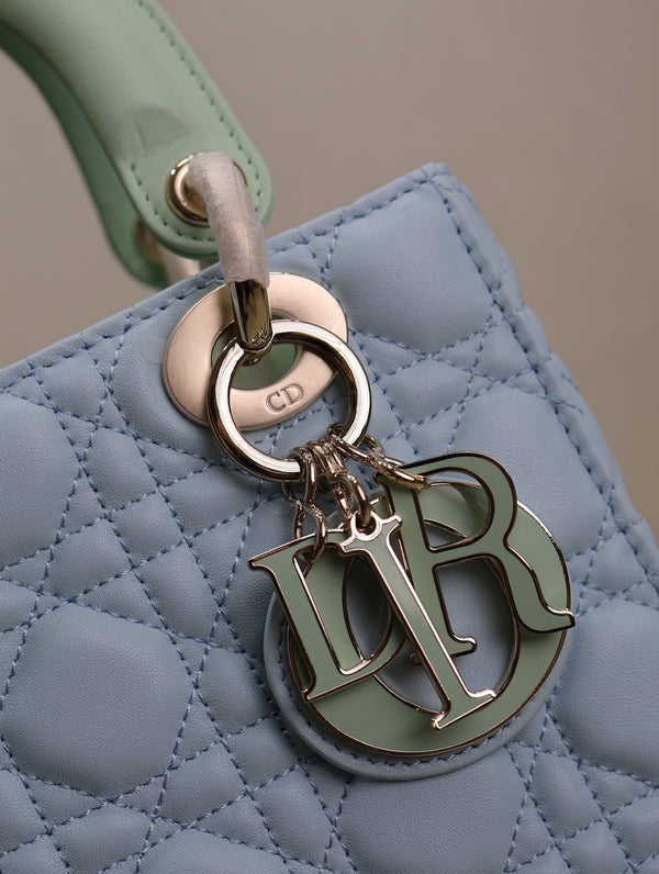 Lady Bag 17cm Celeste Blue Pale Green Lambksin