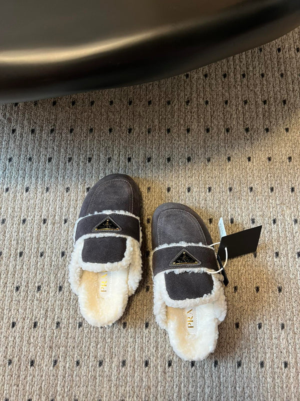 Pra Slippers Muted Gray Suede & Shearling 478564