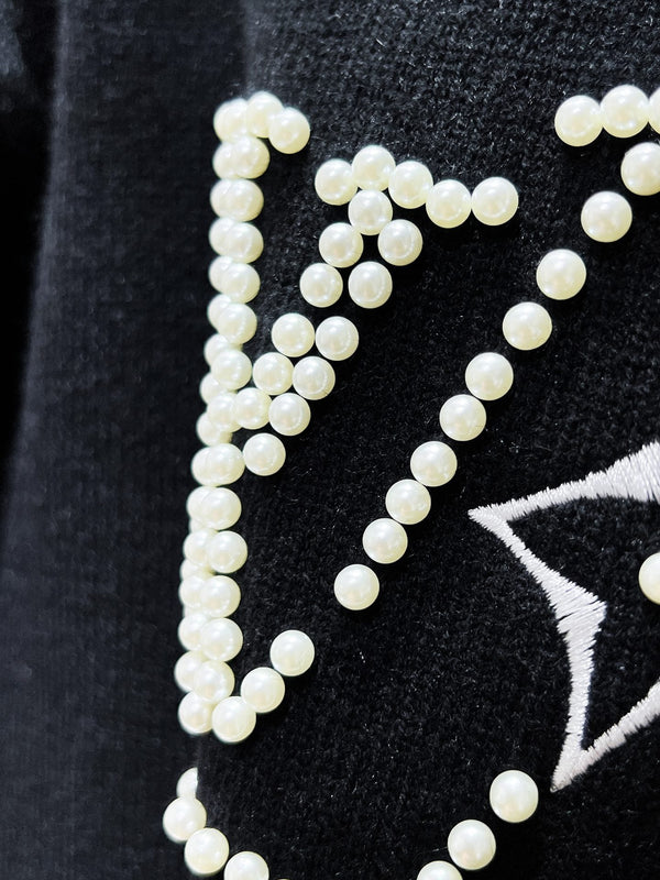 LV SWEATER IN BLACK KNITTED WOOL ATTACHED PEARL 238809
