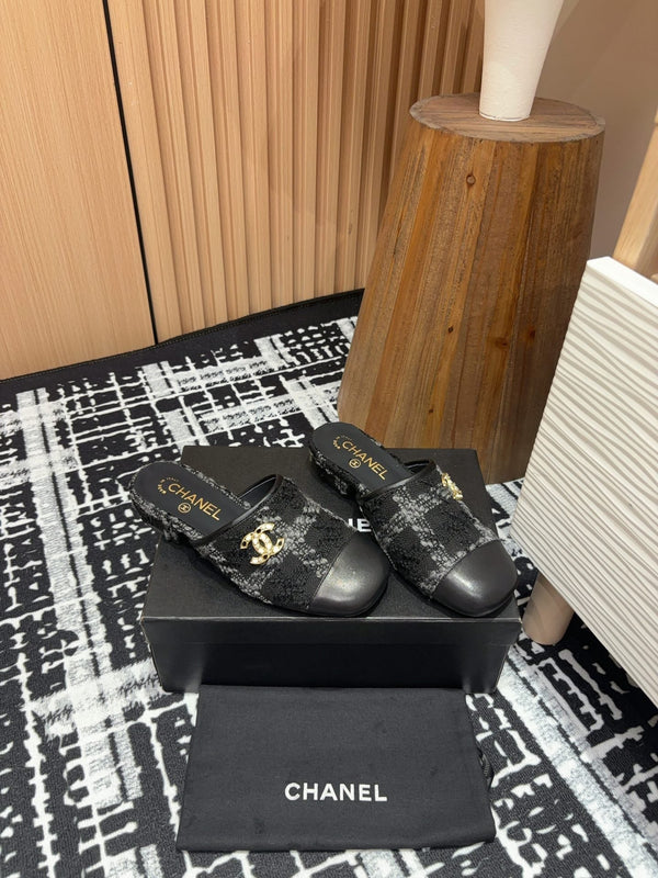 CC Mule 30mm In Black Wool Tweed And Lambskin Gold Hardware