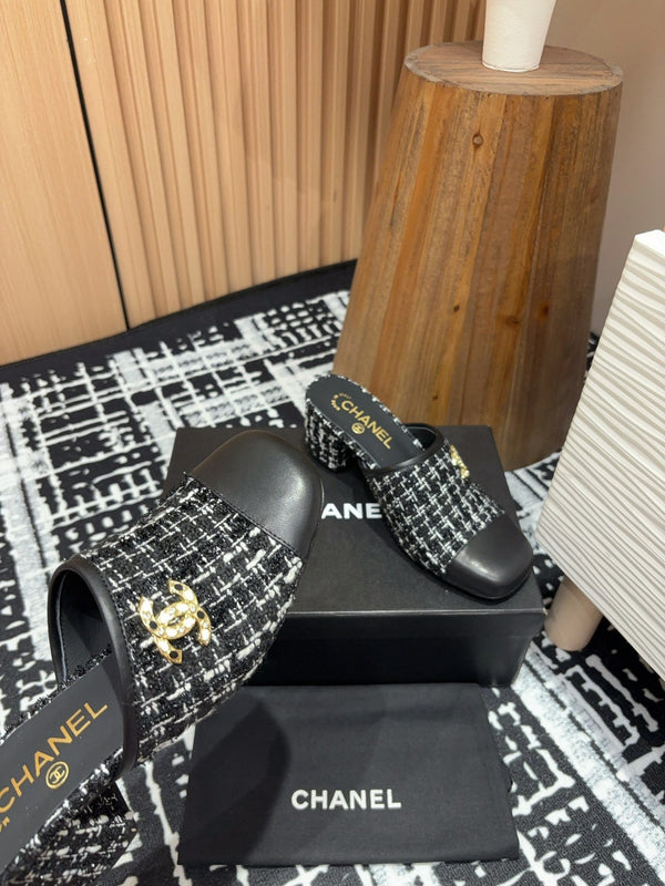 CC Mule 60mm in misto lana bianca e tweed nero e pelle di agnello