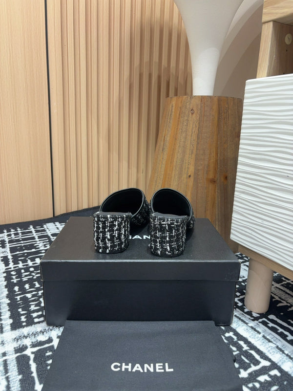 CC Mule 60mm in misto lana bianca e tweed nero e pelle di agnello