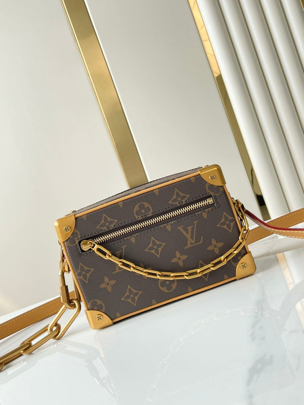 MINI BAULE MORBIDO 18 IN TELA MONOGRAMMA MARRONE CON FERRAMENTA ORO