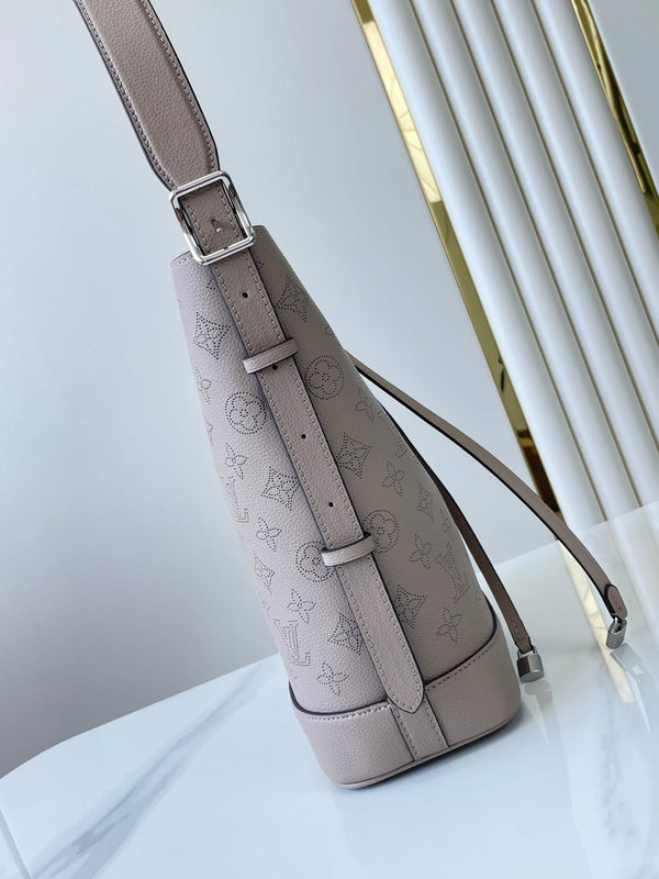 FLORA 28 IN PELLE DI VITELLO TRAFORATA PEBBLE