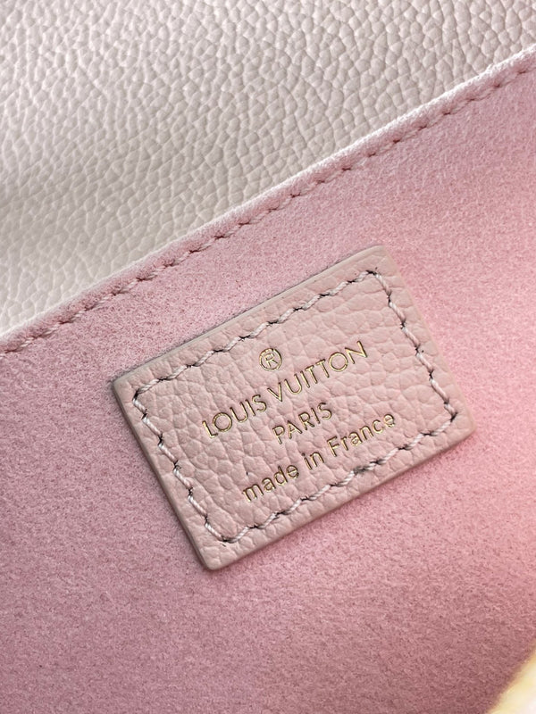 POCHETTE MÉTIS EAST WEST 21 IN PINK OPALE MONOGRAM ECLIPSE CANVAS GOLD BUCKLE