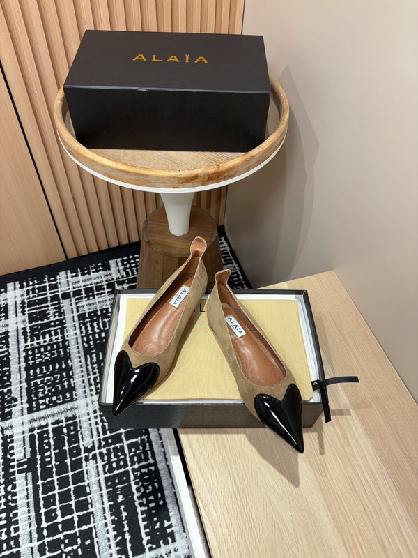 Alaila Ballerina Flats Coeur In Moss Brown Suede 933073