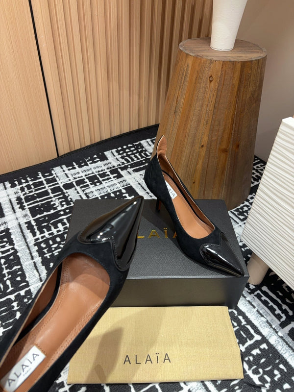 Alaia Pump Coeur 85mm In BLack Suede 933077