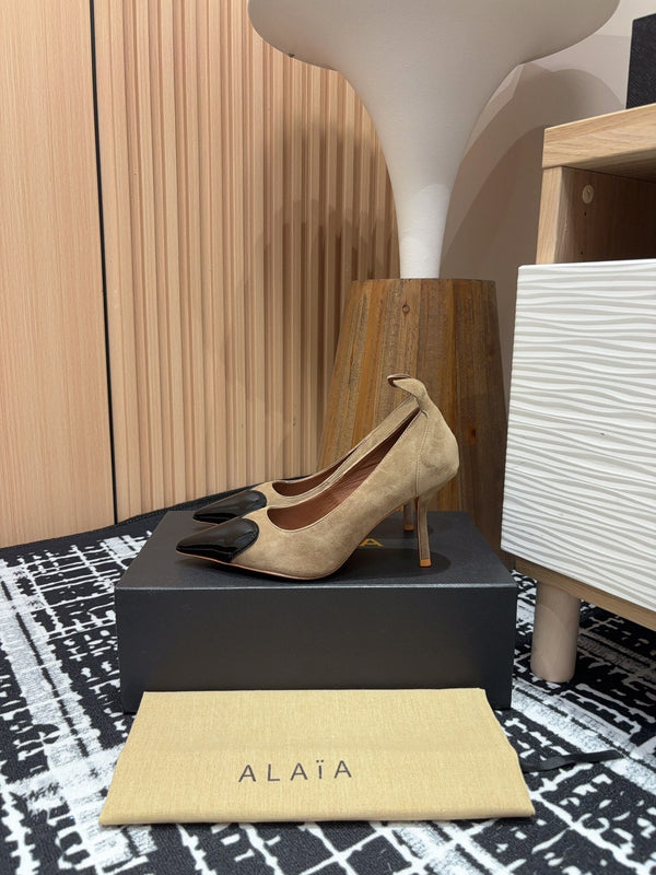 Alaia Pump Coeur 85mm In Moss Brown Suede 933080