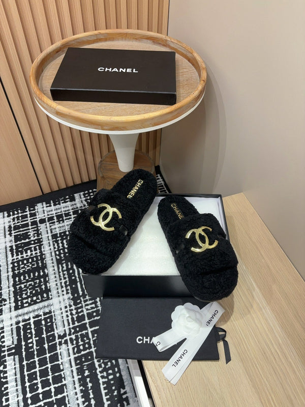 CC Slippers Black Wool Fleece