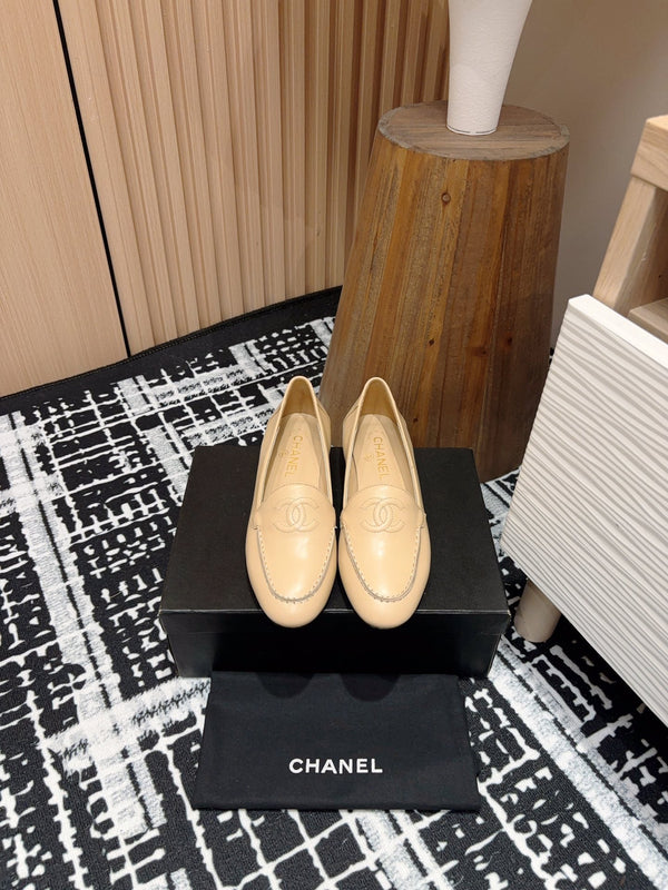 CC Moccasins Beige Lambskin