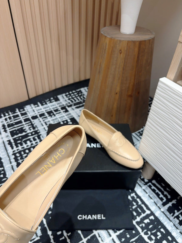 CC Moccasins Beige Lambskin