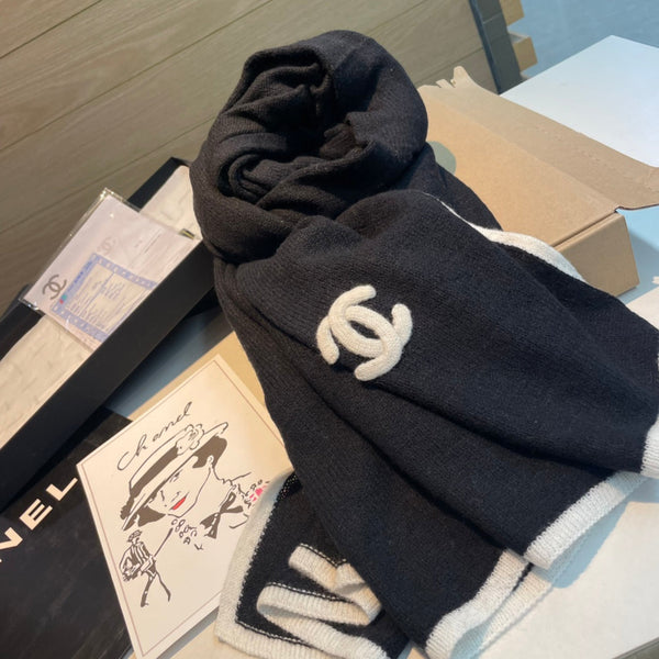 SCIARPA 200 CM IN CASHMERE NERO E LOGO BIANCO 401978