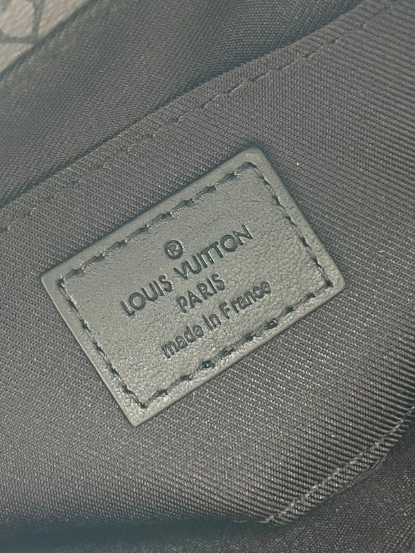 PORTAFOGLIO INDOSSABILE PULSE 22 IN TELA RIVESTITA MONOGRAM ECLIPSE GUN METAL