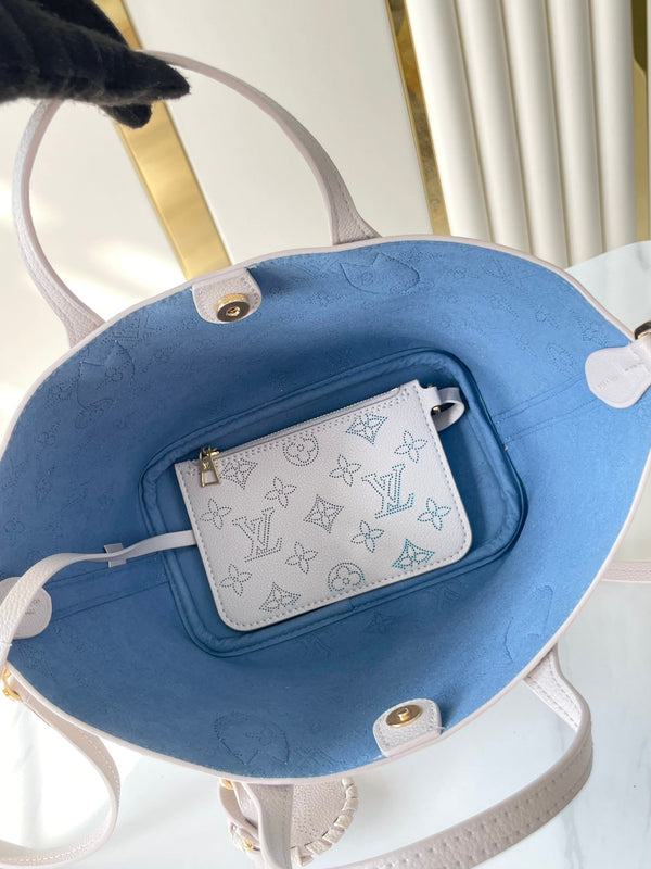 BLOSSOM PM 20 IN PELLE DI VITELLO PERFORATA BLUME