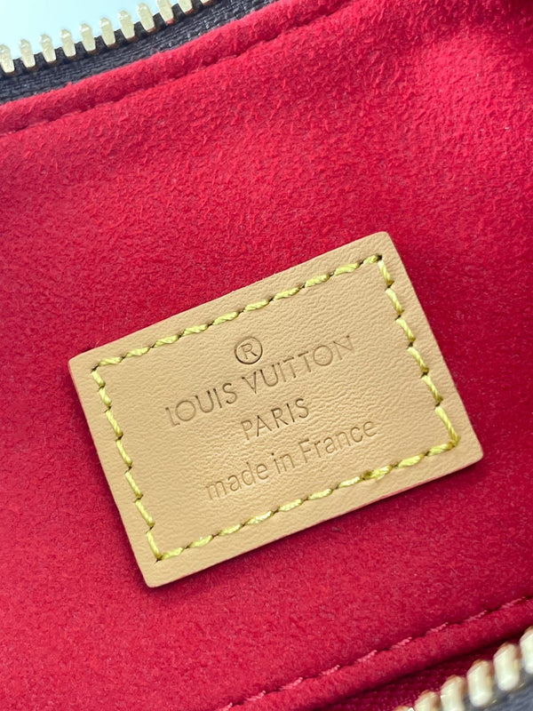 SLOUCHY MM 40 IN TELA MONOGRAM MARRONE