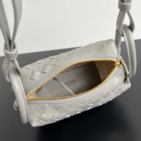 BV Loop Top Handle 19cm Pelle di agnello grigia