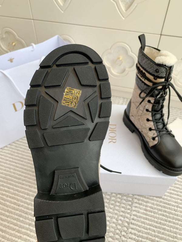 CD D-Major Ankle Boot In Dark Beige Mix Black Canvas With Fleece Lining 105072