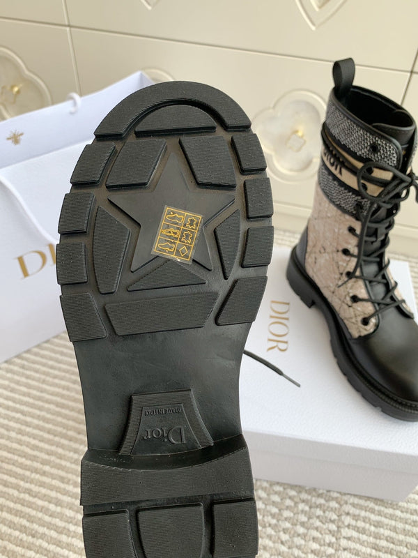 CD D-Major Ankle Boot In Dark Beige Mix Black Canvas And Cowhide 105071