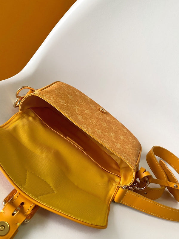 LV Montsouris Messenger 20cm Yellow Monogram Heritage Canvas & Cowhide GHW