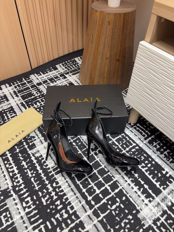 Décolleté Alaia Decollete 105mm in pelle di vacchetta nera lucida 121909