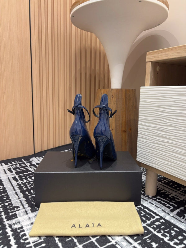 Alaia Decollete Pumps 105mm In Navy Blue Glossy Cowhide 121912