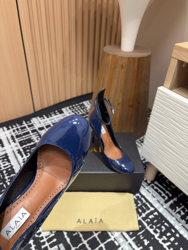Alaia Decollete Pumps 105mm In Navy Blue Glossy Cowhide 121912