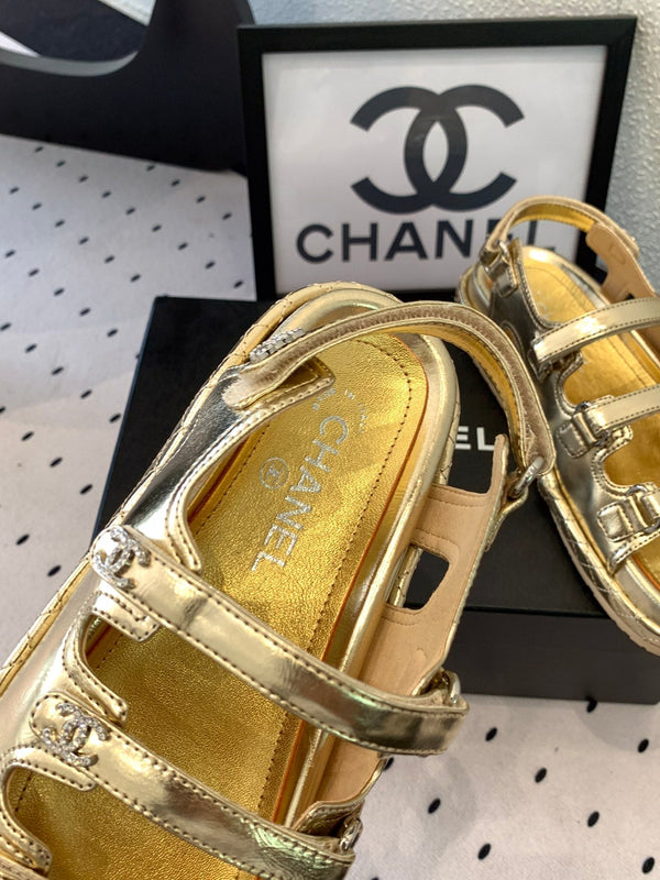 CC Sandals In Gold Lambskin 147002