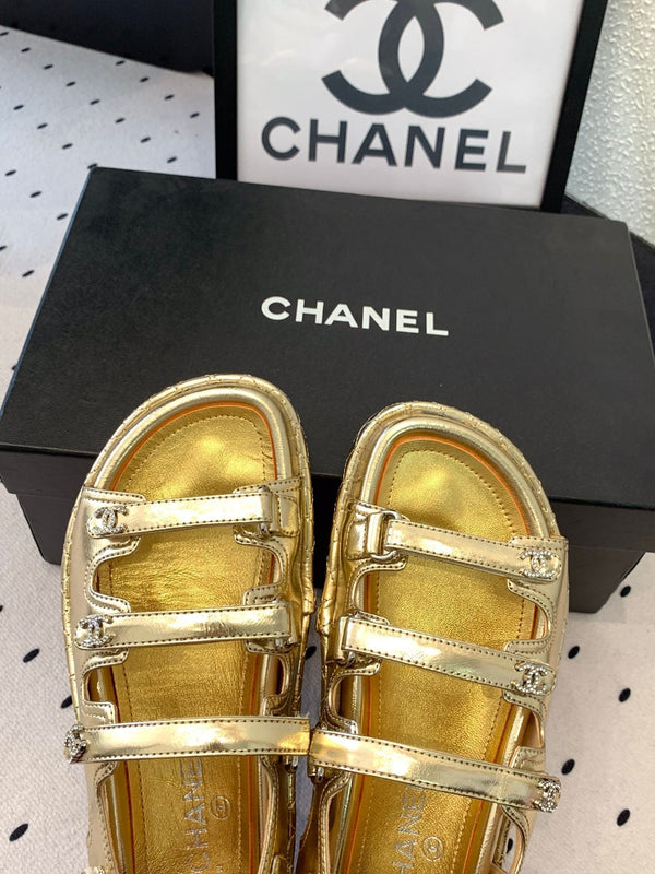 CC Sandals In Gold Lambskin 147002