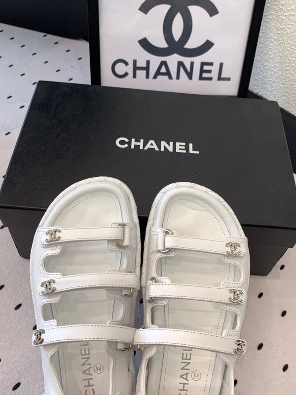 CC Sandals In White Lambskin 147003