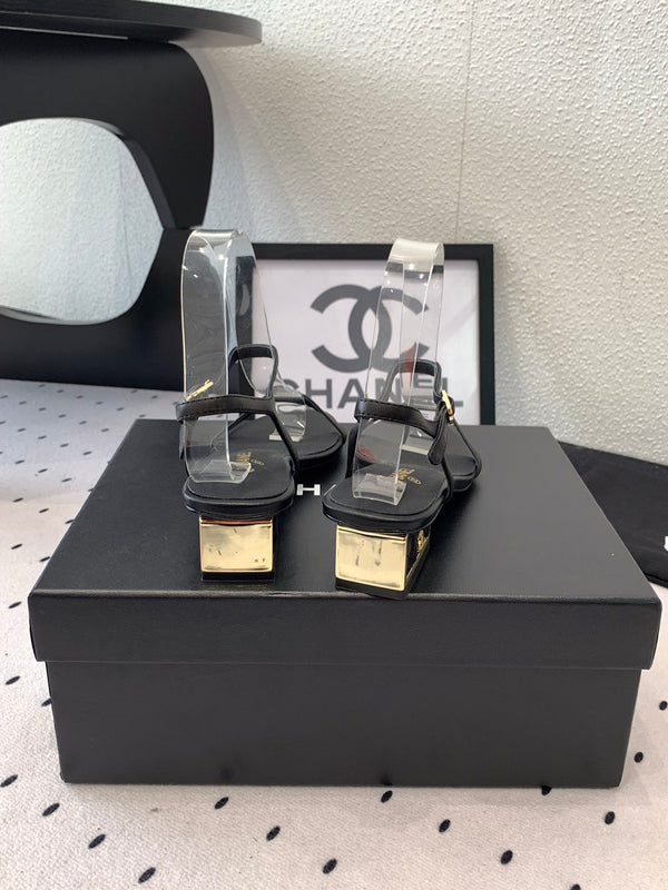 CC Sandal In Black Lambskin 147090