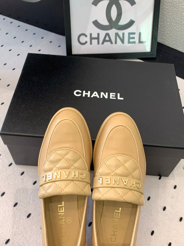 CC Moccasins In Beige Cowhide 147017