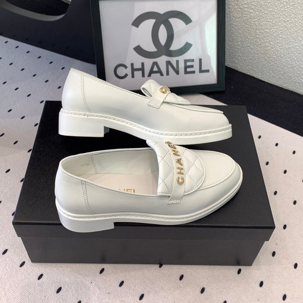 CC Moccasins In White Cowhide 147018