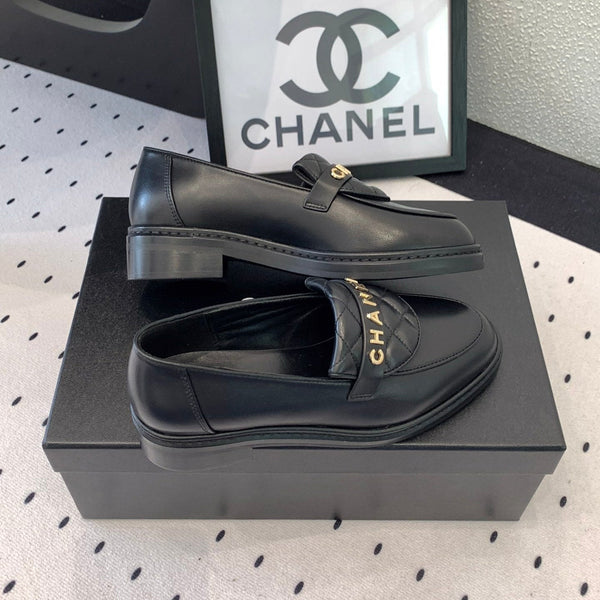 CC Moccasins In Black Cowhide 147019