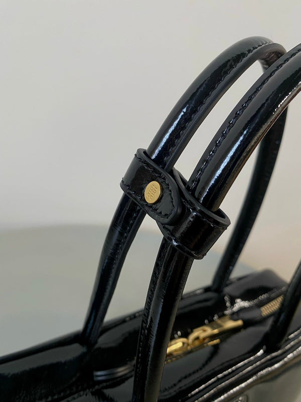 Beau Naplak 27cm Pelle verniciata nera