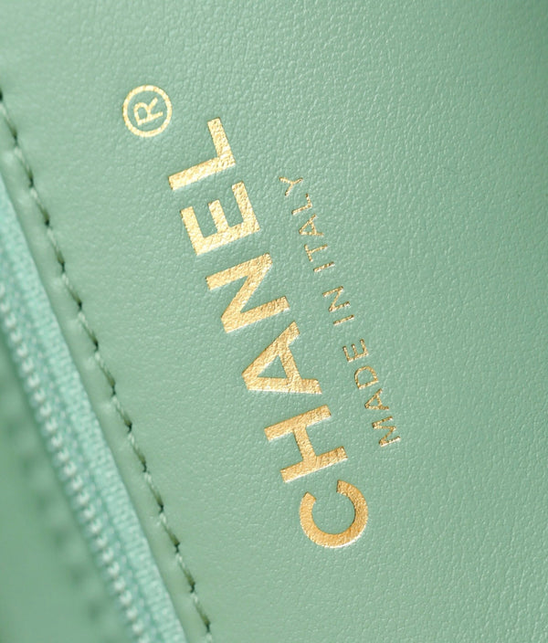 CC 24K Nano 19cm Kelly Shopper Bag Cloud Blue Patent Lambskin