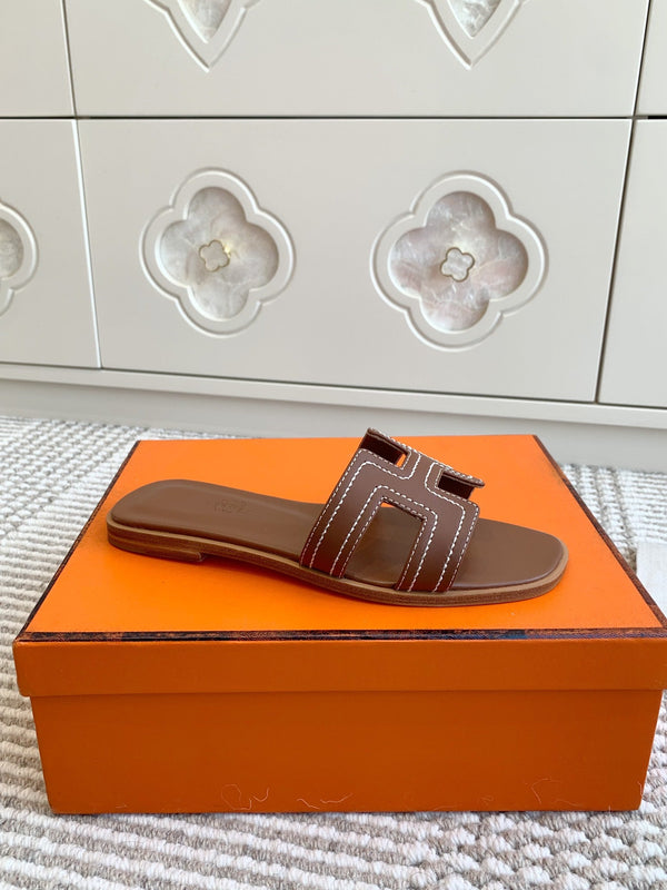 Sandalo HM Oran in pelle di pecora marrone 291396