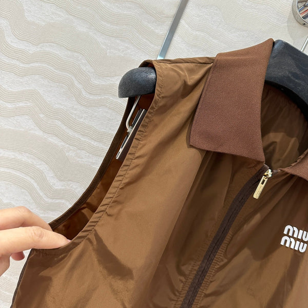 Gilet Miu Miu 25 Sport Zipper in tessuto tecnico marrone cacao