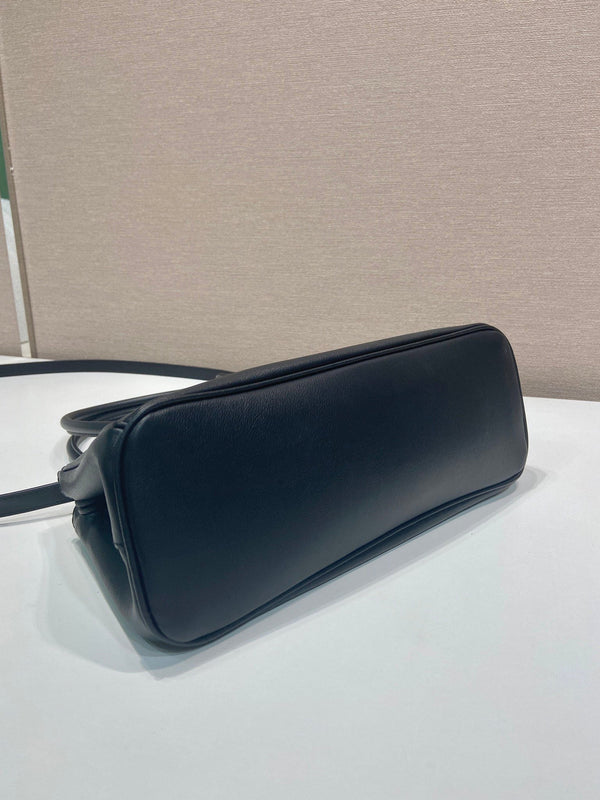 PRA New killer bag black calfskin 340495