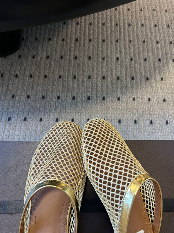 Alaia 25 Fishnet Flat Mules Gold Lampskin 303680