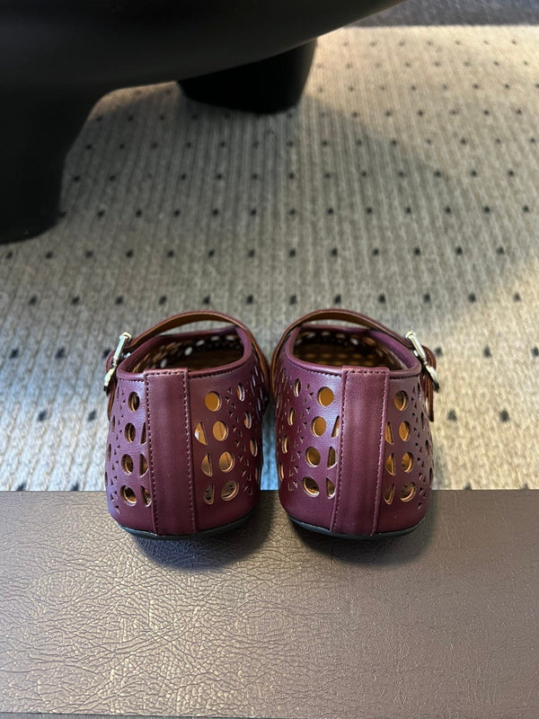 Alaia 25 Vienne Ballet Flats Garnet Red Lambskin 303714