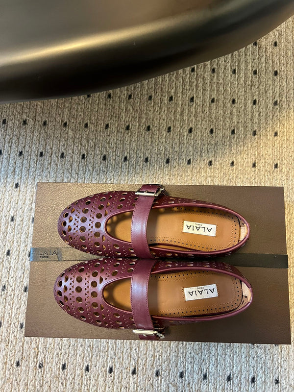 Alaia 25 Vienne Ballet Flats Garnet Red Lambskin 303714