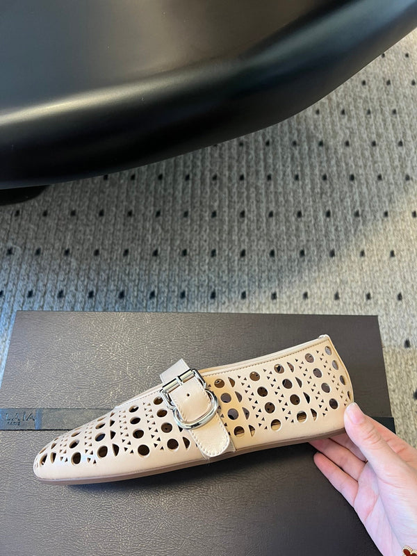 Alaia 25 Vienne Ballet Flats Nude Lambskin 303716