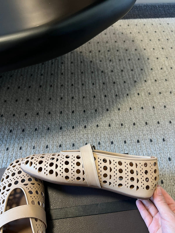 Alaia 25 Vienne Ballet Flats Nude Lambskin 303716